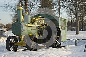 Steam tractor