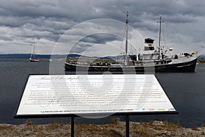 Steam tug Saint Christopher Grounded in the Beagle Channel.Information for tourists.