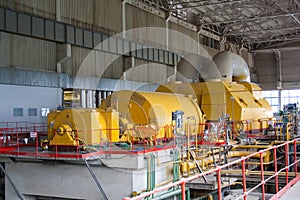 Steam turbine from generator side