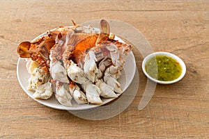 Steamed blue crab with spicy seafood sauce