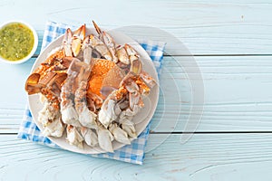 Steamed blue crab with spicy seafood sauce