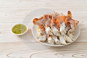 Steamed blue crab with spicy seafood sauce