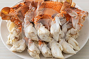 Steamed blue crab with spicy seafood sauce