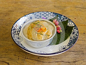 Steamed fish with curry paste