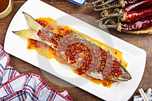 Chop bell pepper fish