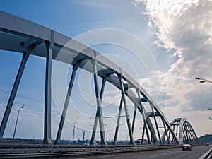 Steel arches of the combined road and railroad bridge