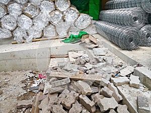 Steel bar and rolling of thermal insulation preparing for building