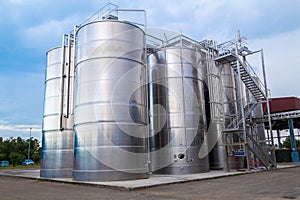 Steel barrels for wino preservation