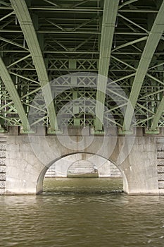 Steel bridge construction