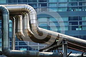 Steel heat pipes in the city