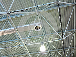 Steel metal roof structure contemporary technology