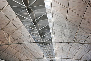 Steel roof structure