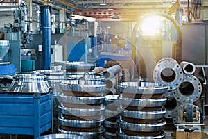 Steel round discs for the production of valves for the gas and oil industries