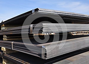 Steel sheets in packs