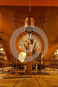 Steering fins on a ship