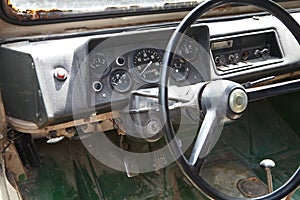 Steering wheel of a old car