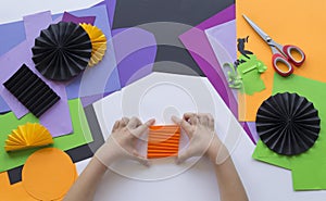 Step by step master class. Create a decoration for a party from Halloween pumpkins.