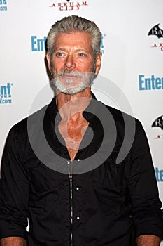 Stephen Lang