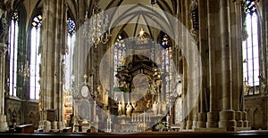 Stephens cathedral interior in vienna