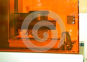 Stereolithography DPL 3d printer create small detail and liquid drips