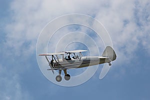 Sterman Bi-plane Flying
