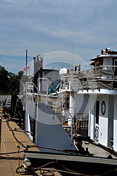 Sternwheeler line