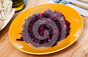 Stewed red cabbage