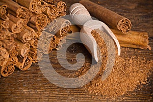 Sticks and ground ceylon cinnamon