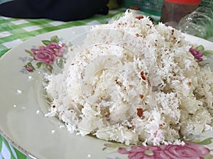 Sticky rice with coconut