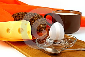 Milk Cup, egg, cheese and bread