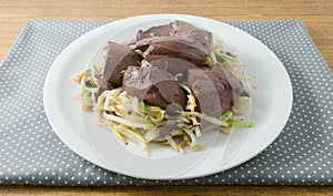 Stir Fried Bean Sprout with Congealed Pork Blood