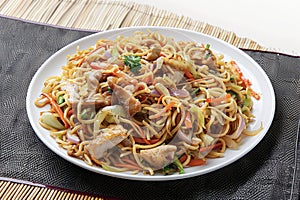 Stir-Fried Chicken and Vegetables with Noodles