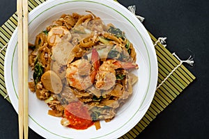 Stir fried flat rice noodle