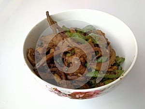 Stir-fried pork liver