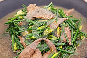 Stir fried pork liver with vegetable