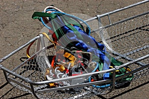 Stokkes basket with rescue equipment