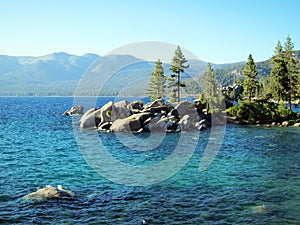 Stone beach, turquoise water at Lake Tahoe, Nevada