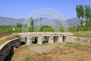 Stone bridge in the Eastern Royal Tombs of the Qing Dynasty, chi photo