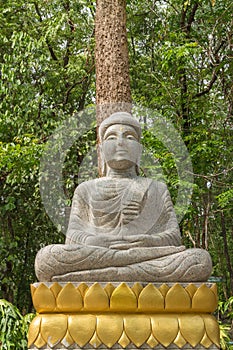 Stone carving for sitting buddha statue