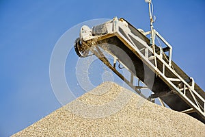 Stone Crusher & Gravel