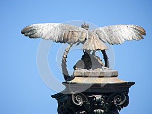 stone-flowered ship is a monument in Sevastopol, an architectural symbol of the city