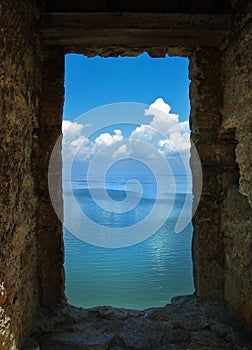 Stone frame of sea landscape