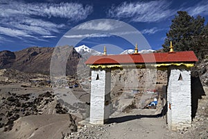Stone Gate Archway Entrance Nepalese Village Annapurna Circuit Trekking Nepal Himalaya Mountains