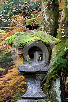 Stone lantern