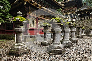 stone lanterns at Nikko Tosho-gu shrine