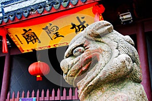 The Stone Lion in Chinese tradition Culture and Architecture