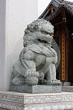 Stone lion - Sculpture