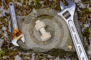 Stone nut and bolt with spanners