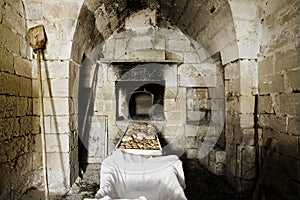 Stone oven