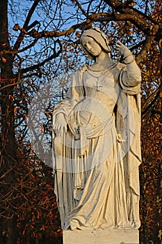 Stone statue of Clemence Isaura by Auguste Preault, in Luxembourgh garden, Paris
